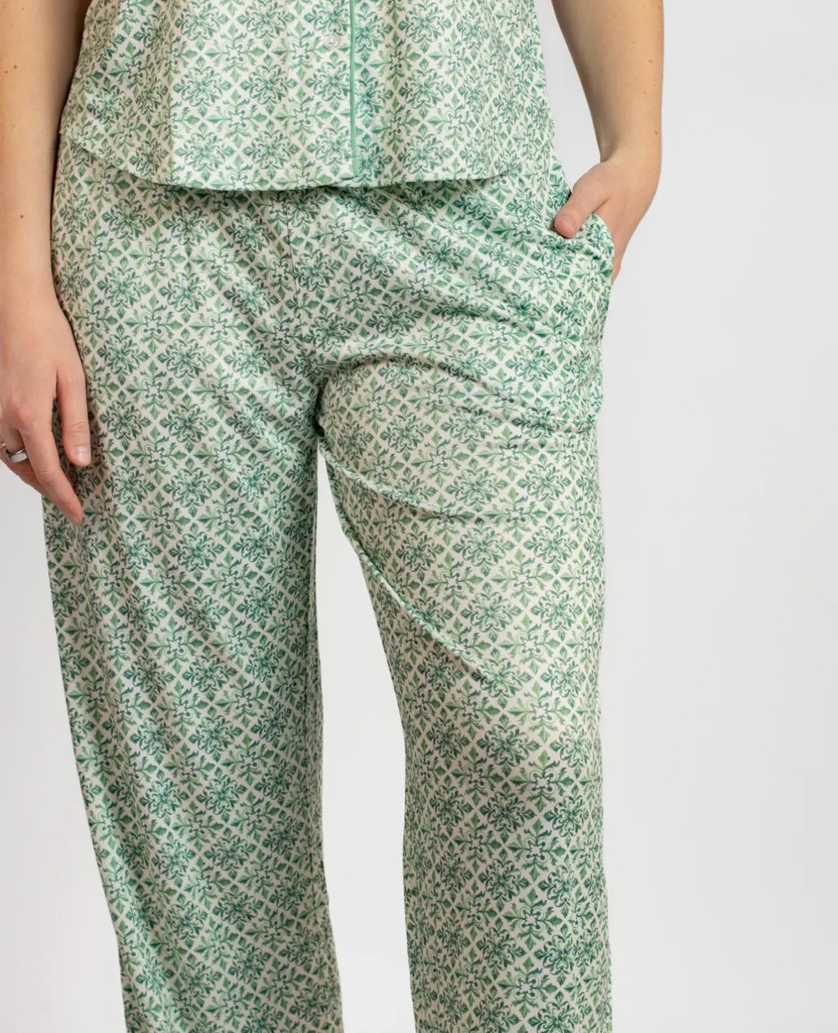Carmen Short Sleeve Button Up Sleep Shirt and Pants Set in Emerald/White