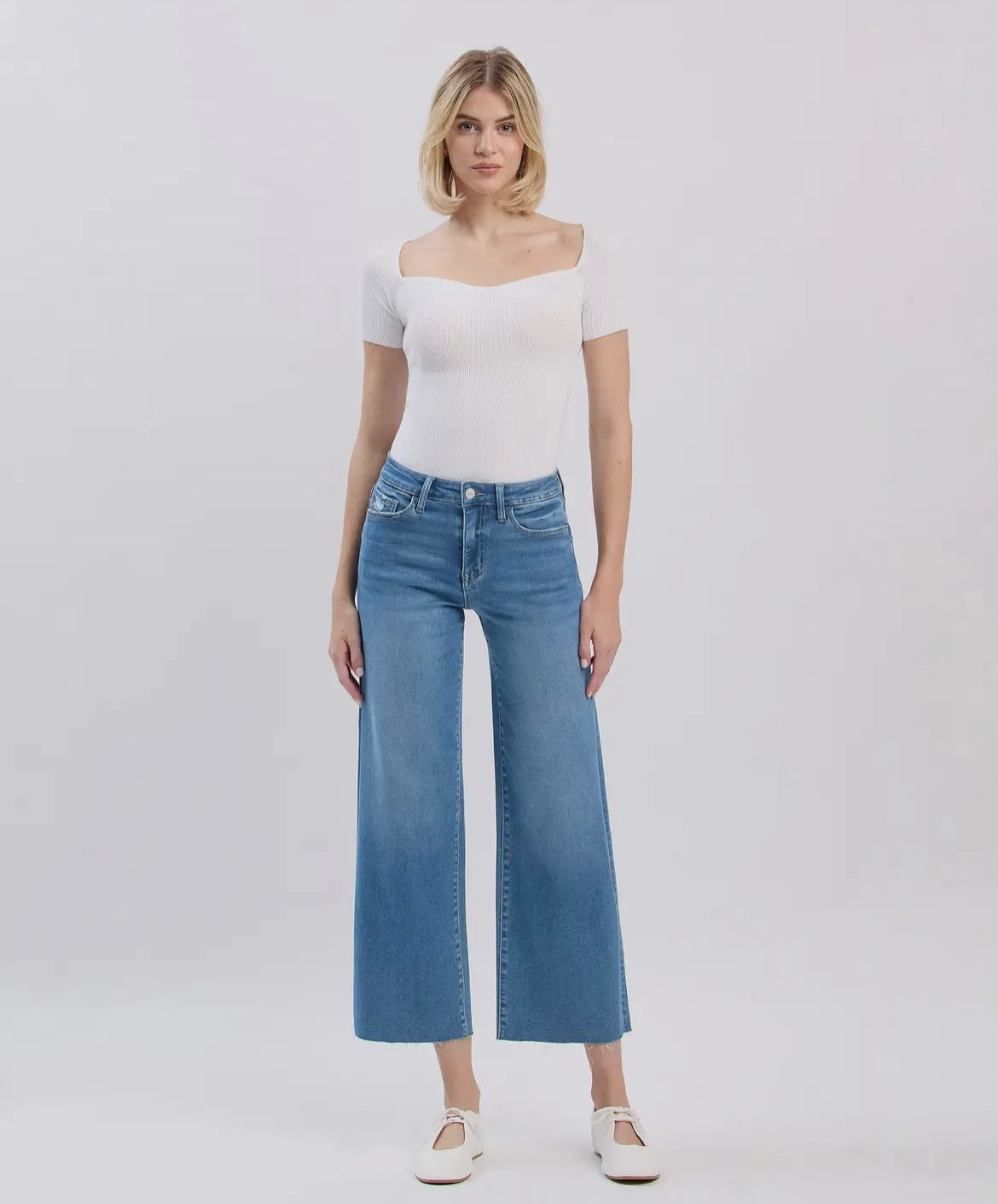 High rise clean cut raw crop slim wide