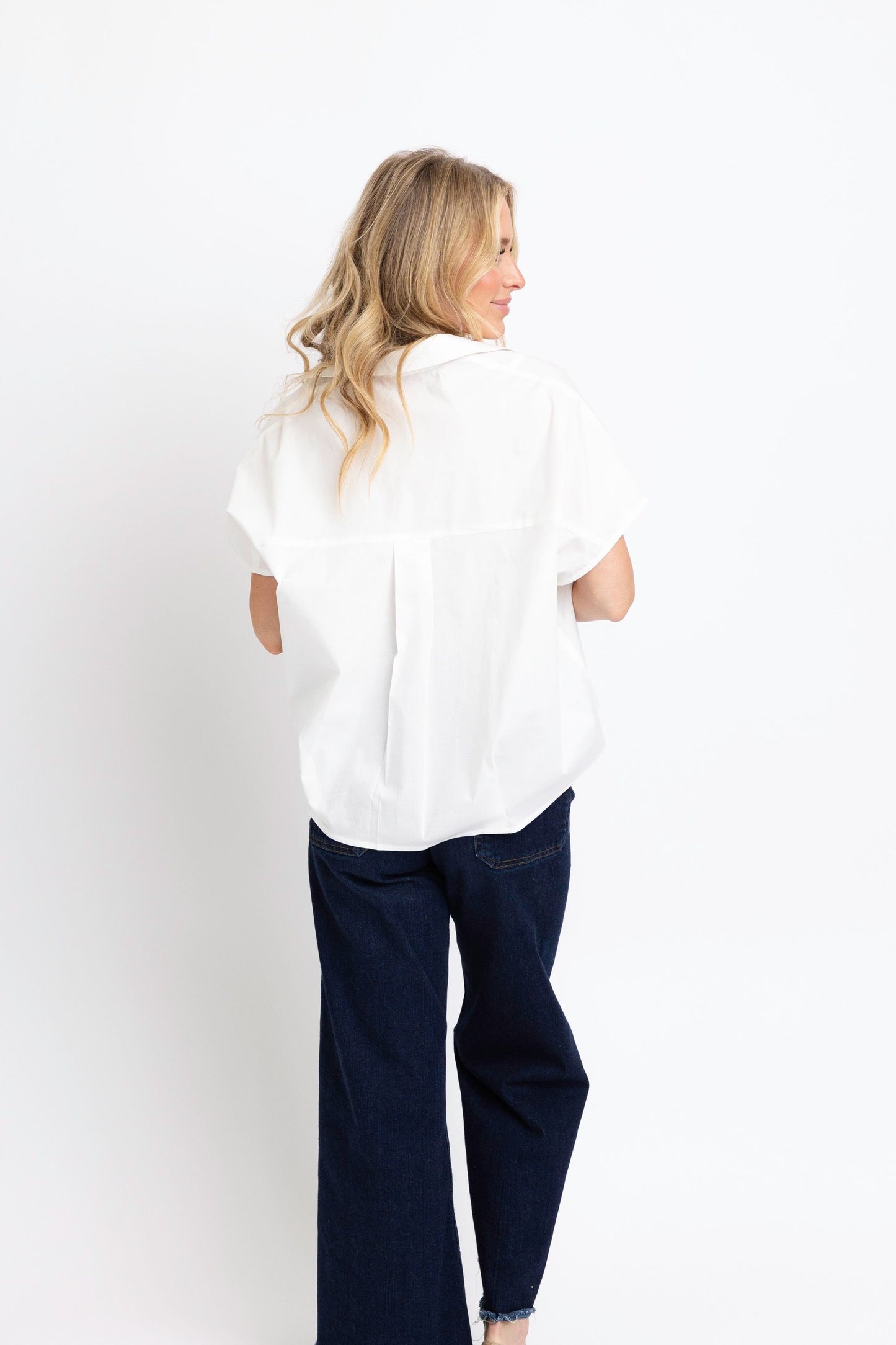 Solid poplin collar v-neck top (four colors!)