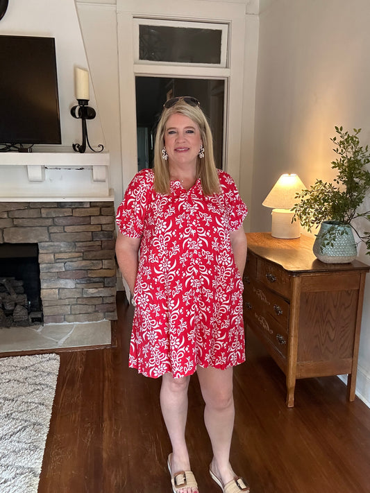 Red and white shift dress with pockets