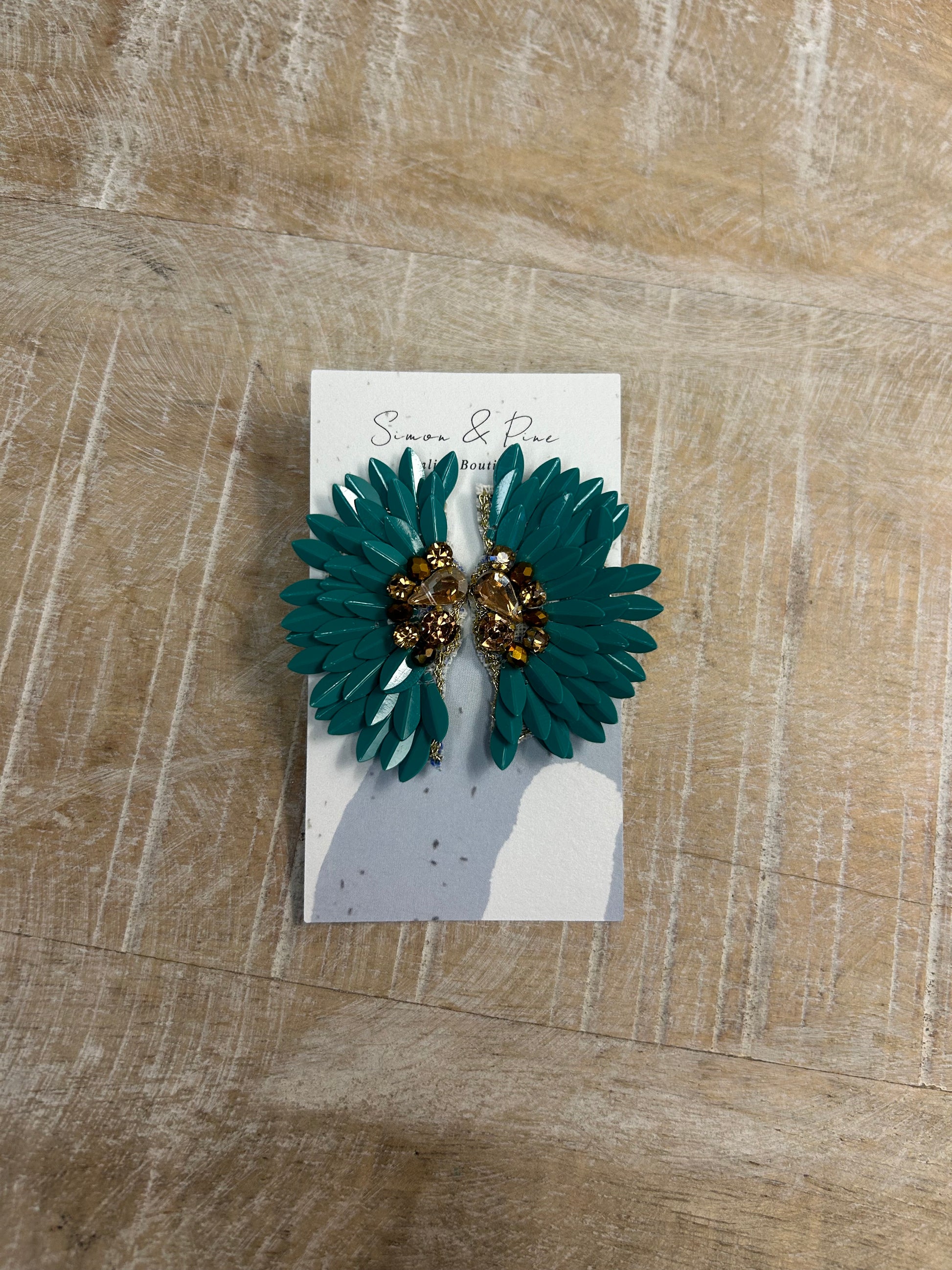 Sequin fan earrings in green