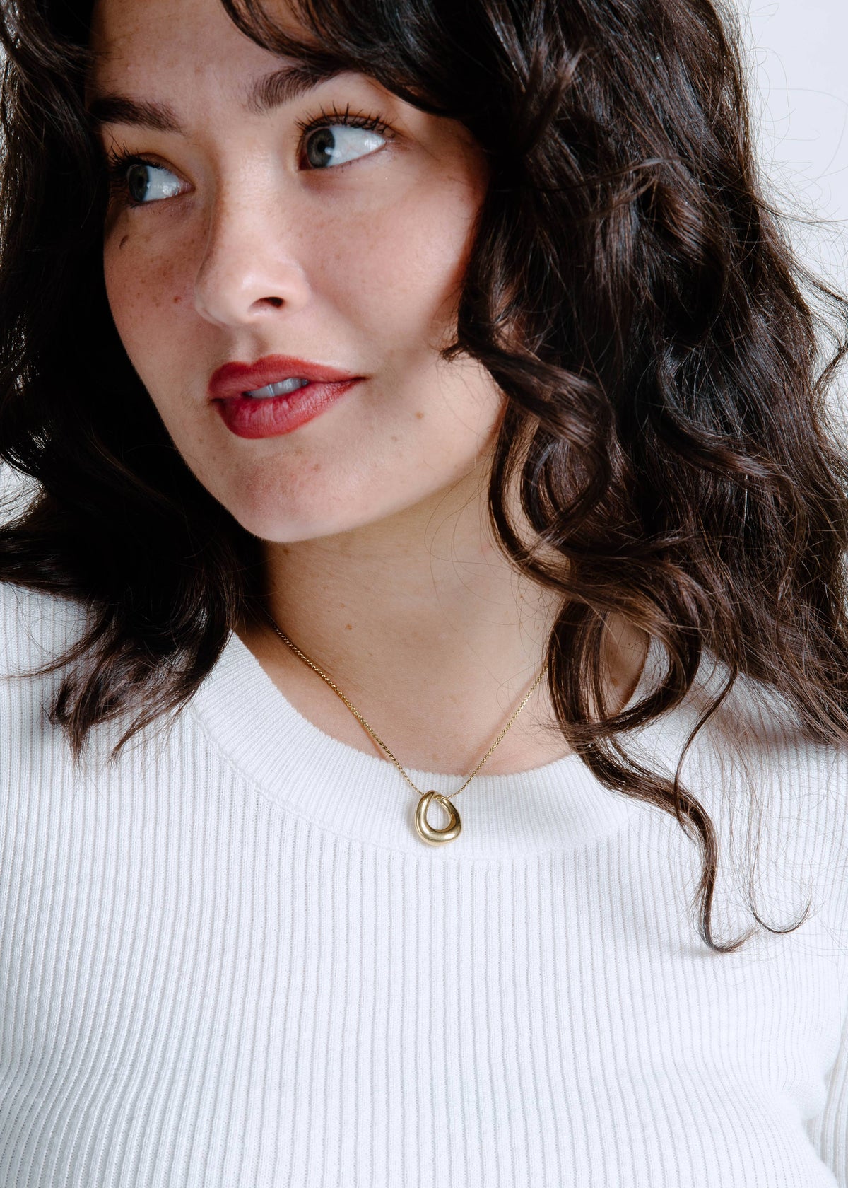 Defying Gravity Necklace - Gold