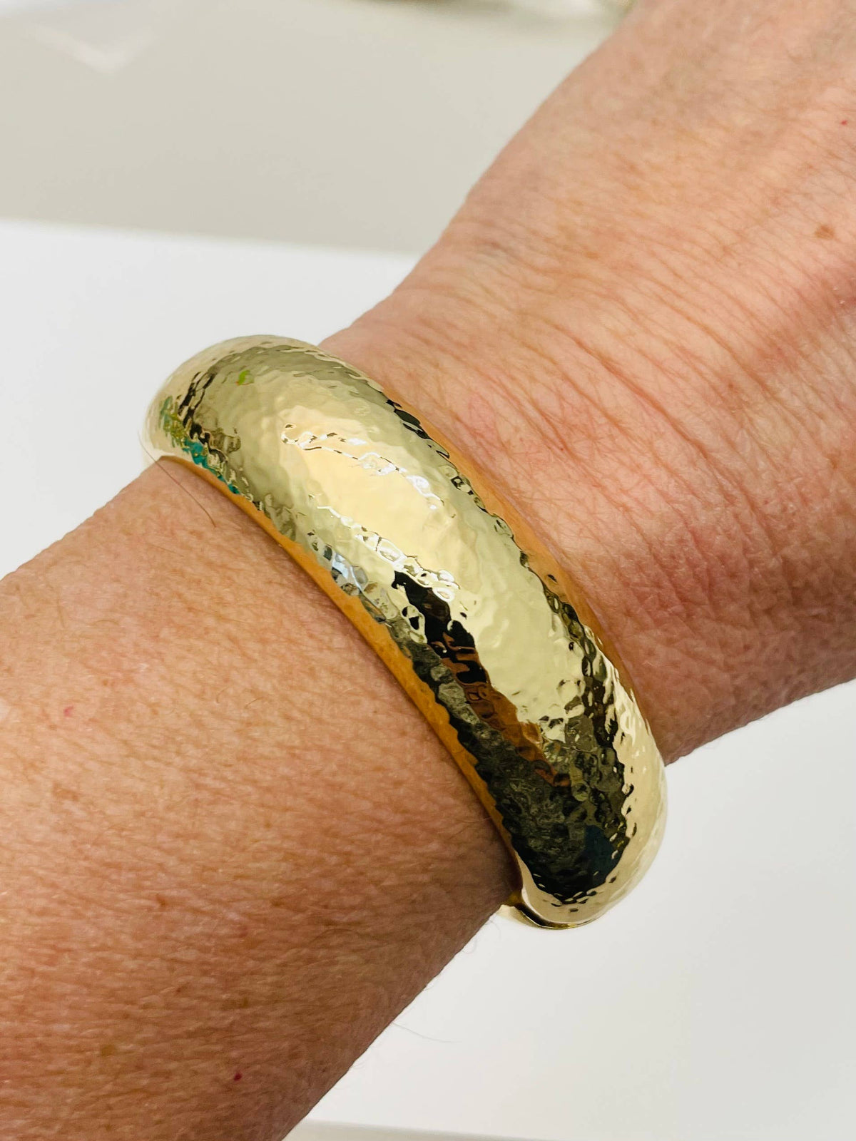 Hammered Hinge Bracelet (gold)