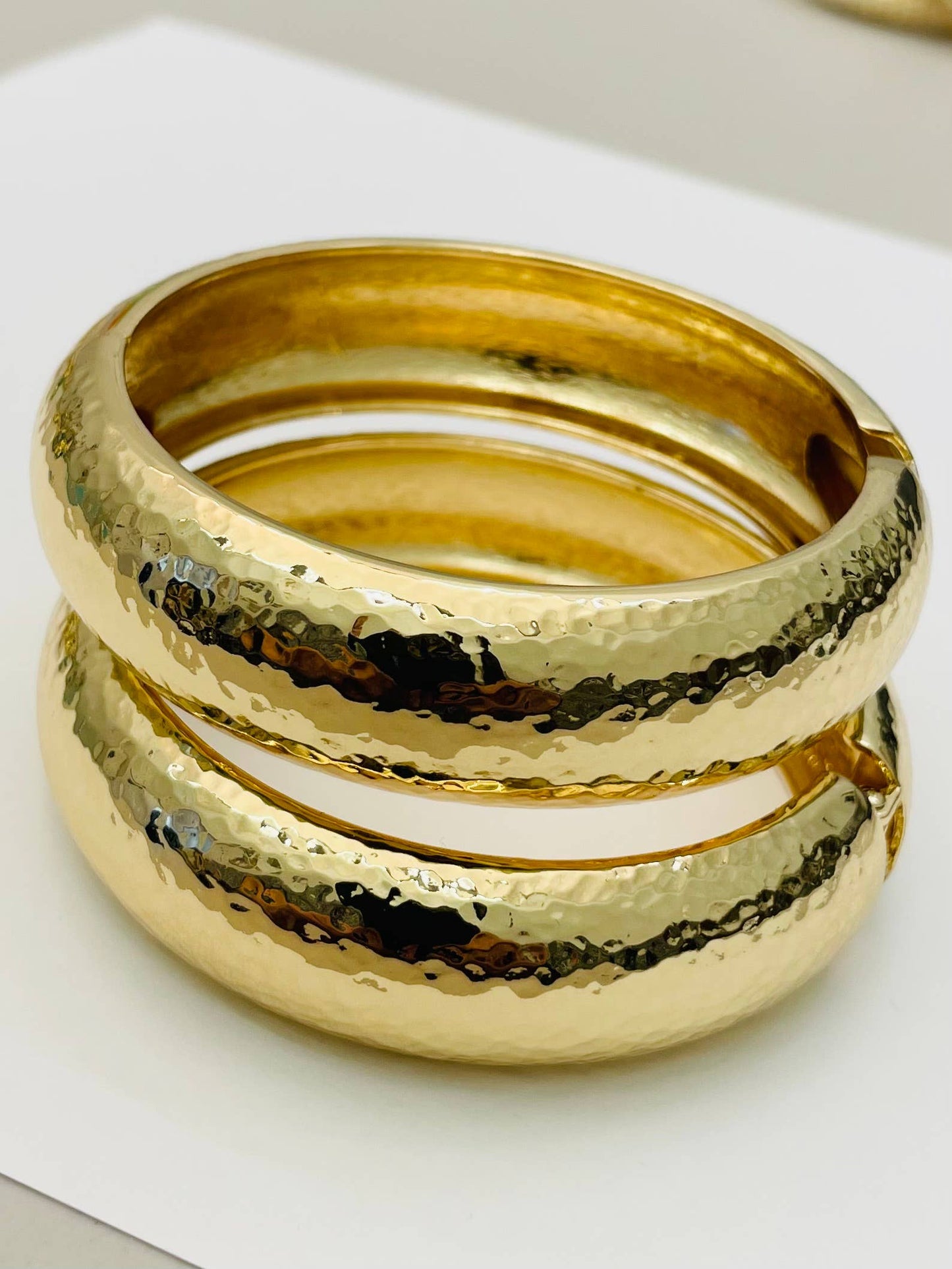 Hammered Hinge Bracelet (gold)